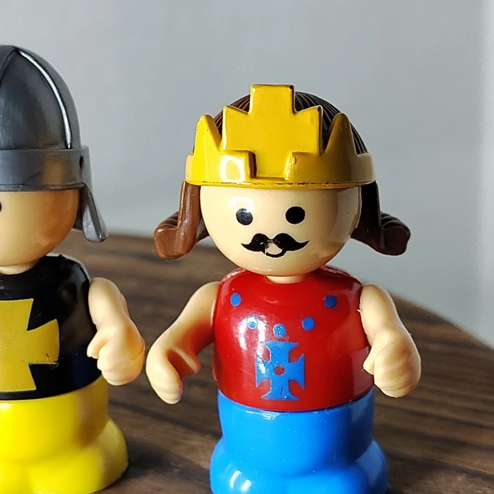 Vintage PlaySkool Lot Lil Playmate King Knights Figures Soldier Guards Pirate